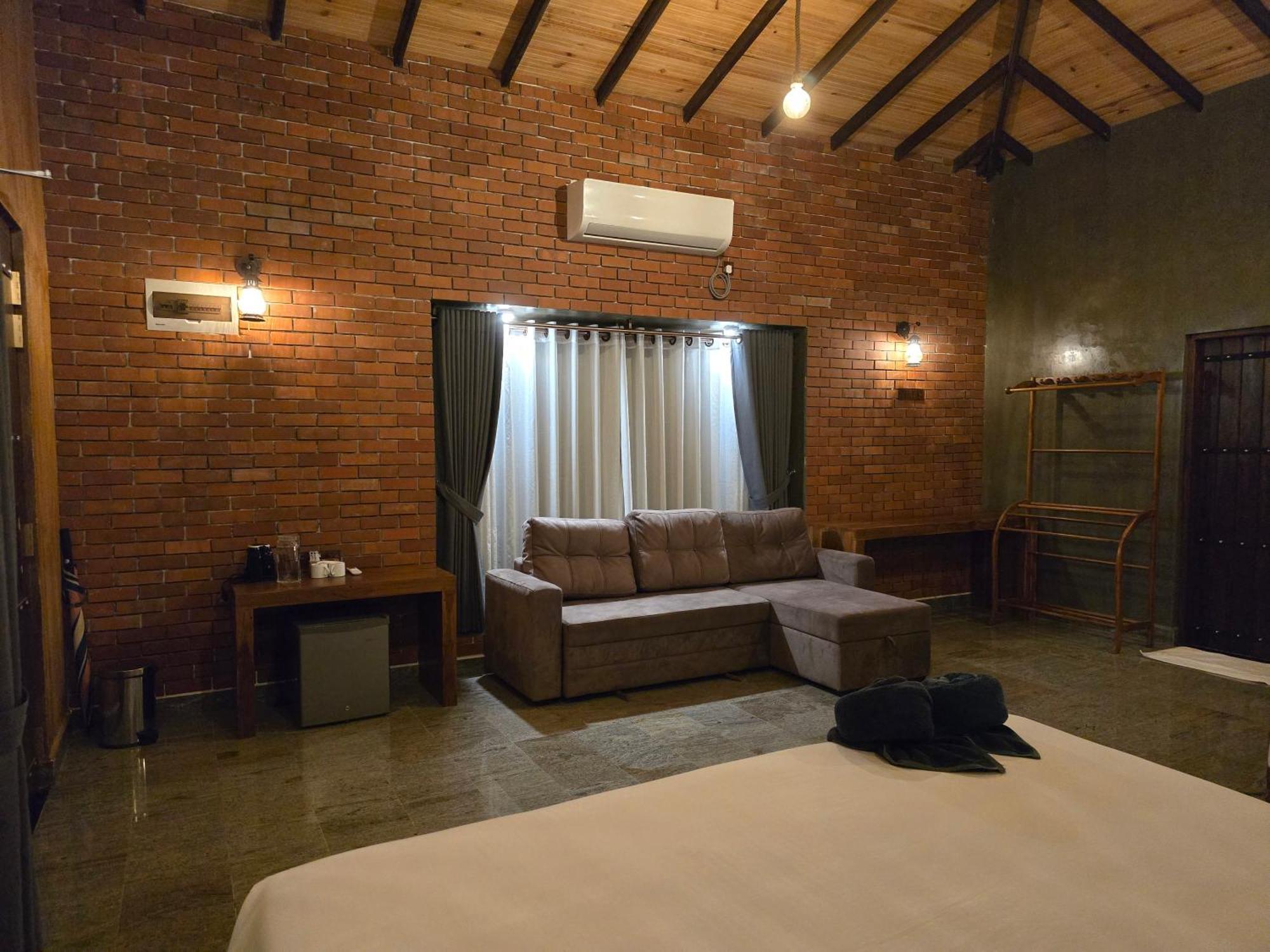 Ceylon Resort 윌파투 외부 사진